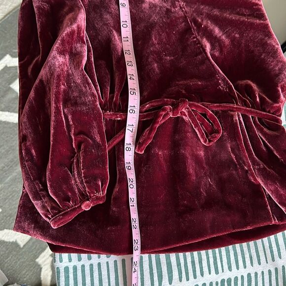 J. Crew Women’s Faux Wrap Velvet Top Burgundy Peplum Size 00 - Picture 8 of 13